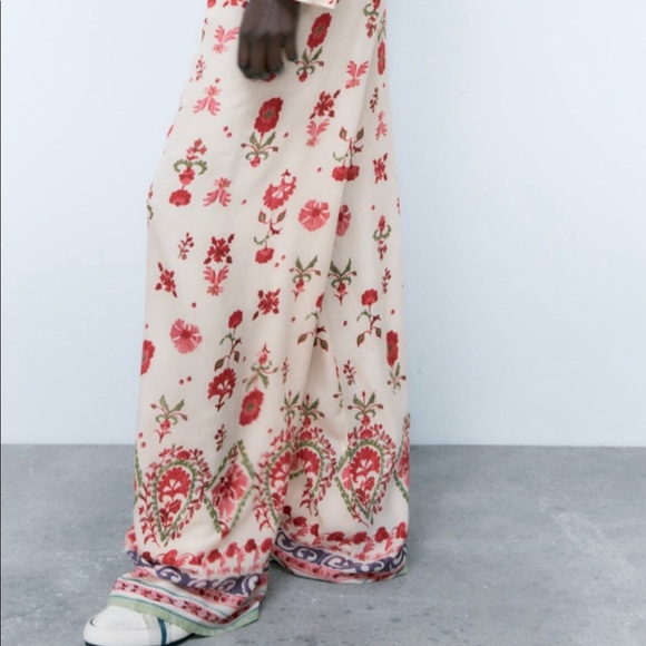 Printed Zara pajama set - Picture 3 of 5